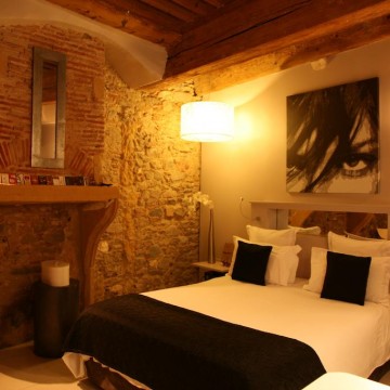 Loge