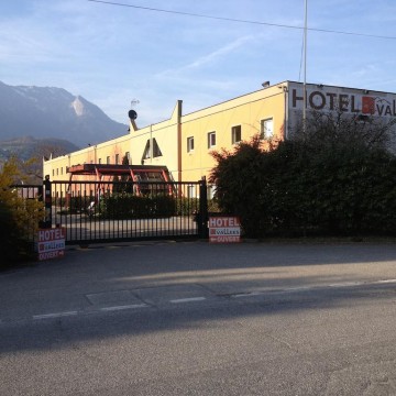 Les