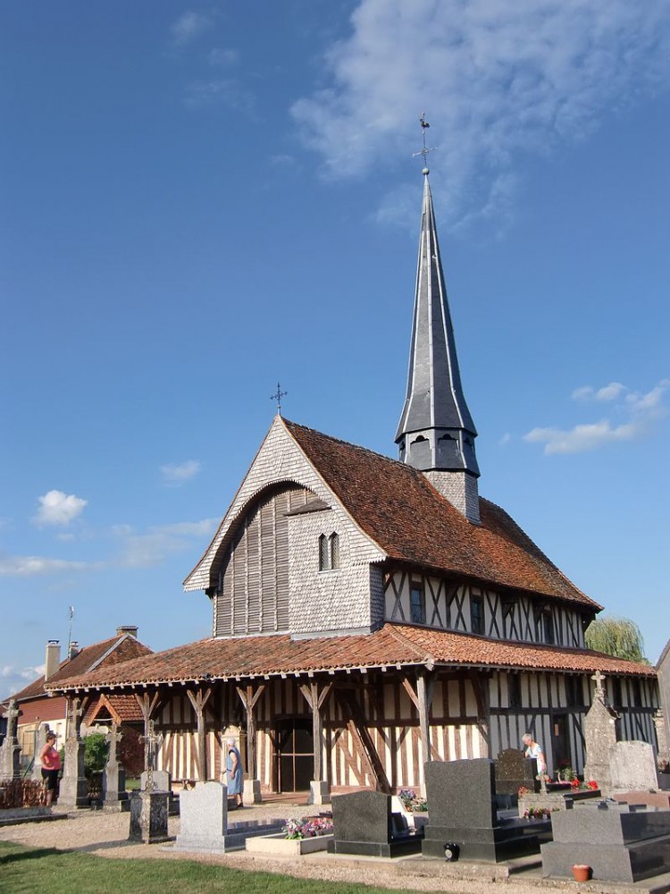 Édifice à pans de bois du pays du Der : Eglise de Bailly-le-Franc dans l'Aube en Champagne (Crédit photo : Gérard Janot sur Wikipédia)