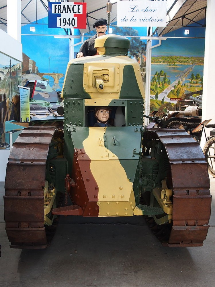 Musée des blindés de Saumur : Char Renault FT. (Crédit photo : Alf van Beem sur Wikipédia)